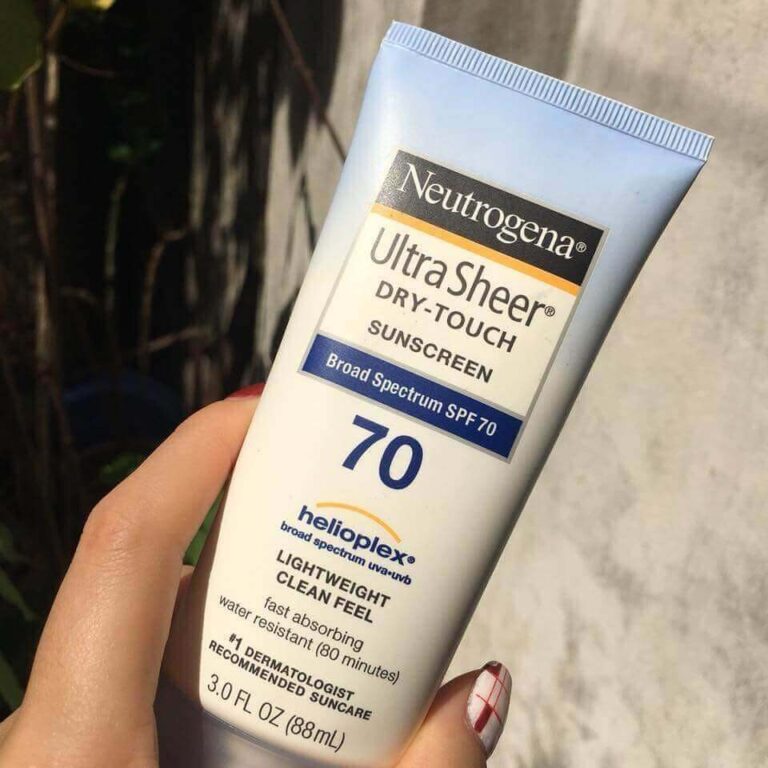 Kem chống nắng Neutrogena 70 - Ultra Sheer Liquid Daily