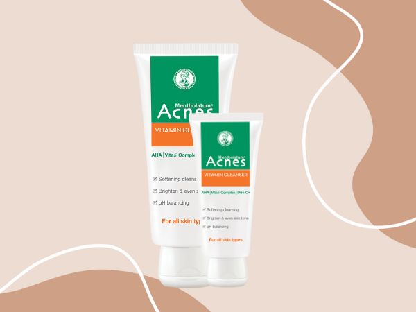 Sữa rửa mặt Acnes Vitamin Cleanser