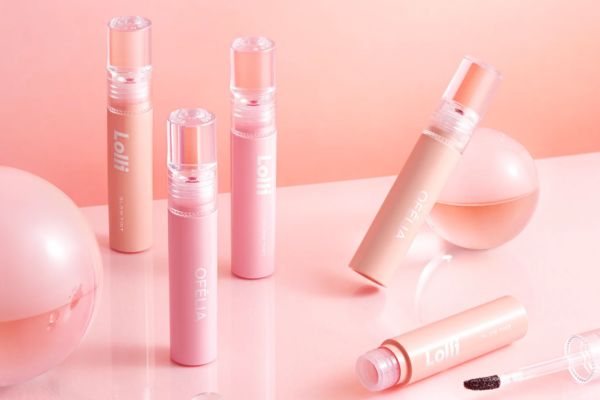 Review son bóng Ofelia Lolli Glow Tint