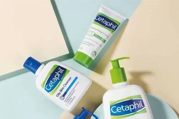 Review sữa rửa mặt Cetaphil – Da nhạy cảm dùng được không?