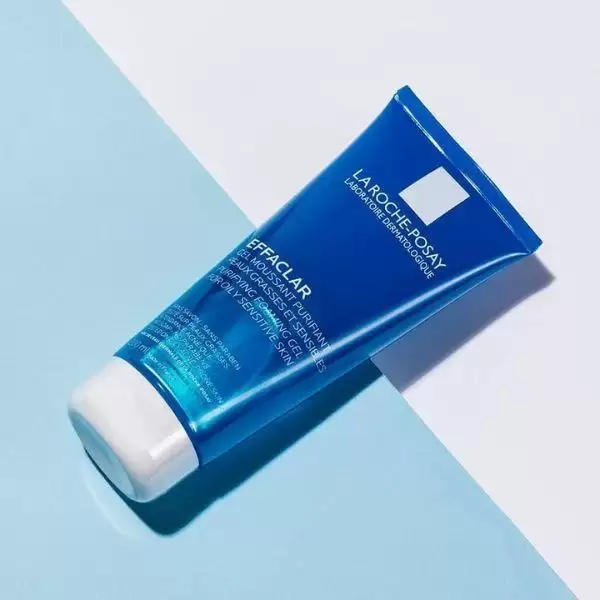 Review sữa rửa mặt La Roche Posay cho da dầu mụn